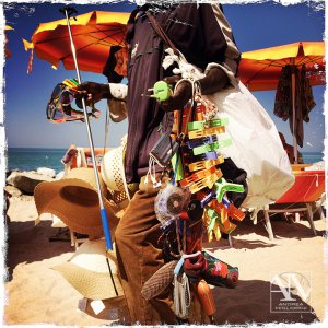 Photo Reportage Mare Venditori Ambulanti Spiaggia La Mazzanta Vu Cumprà